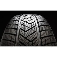 Pirelli Scorpion Winter 235/65R19 109V Image #2
