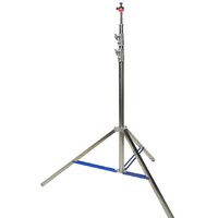 Штативы и стабилизаторы для фото-, видео- и световой техники