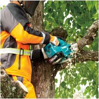 Makita UC004GM101 (с 1-им АКБ) Image #9